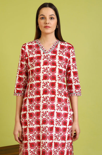 W for Woman Floral Printed Straight Pure Cotton Kurta with Border Patch