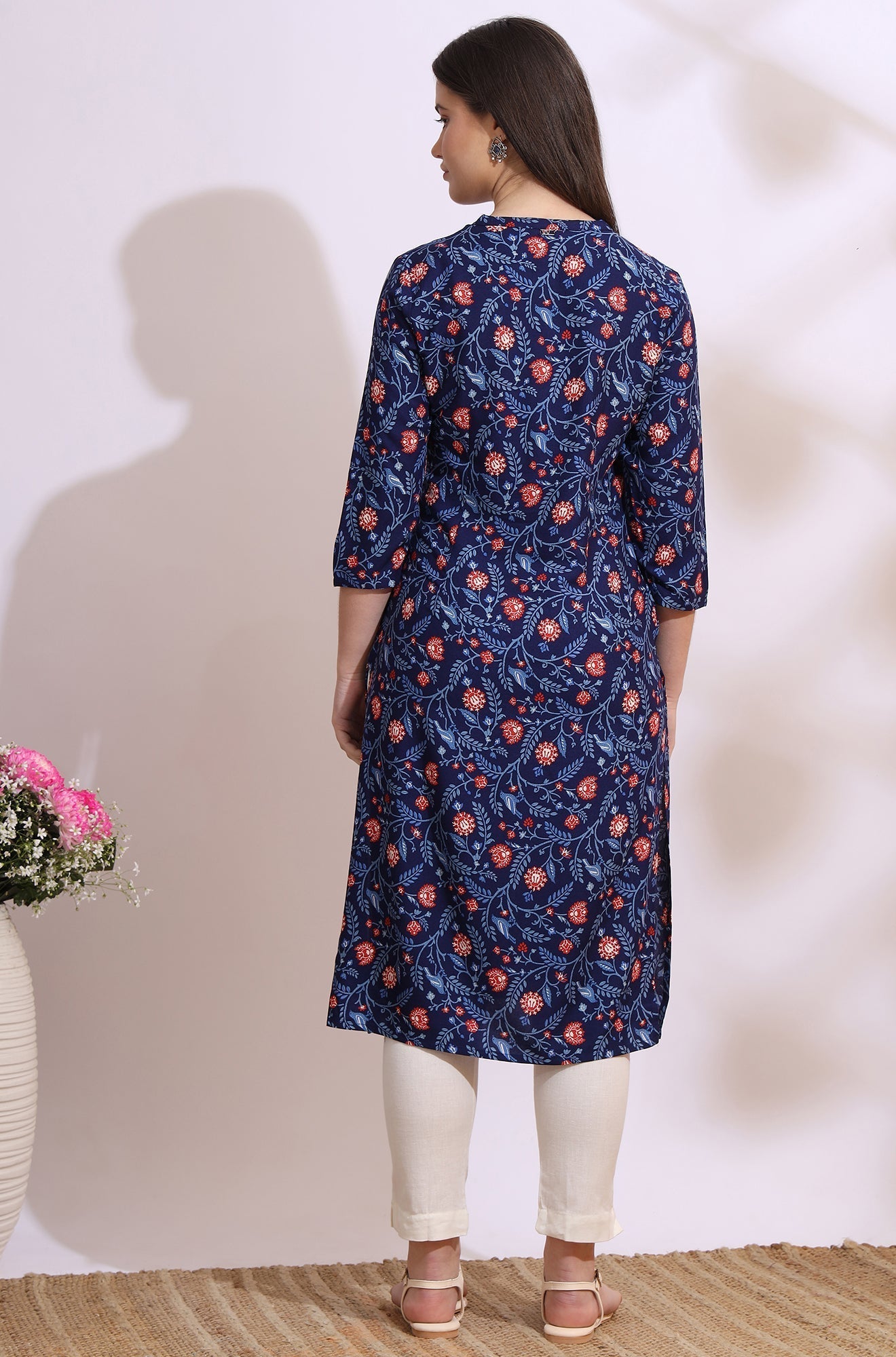 W for Woman Blue Bold Floral Printed Cotton Cambric Straight Kurta
