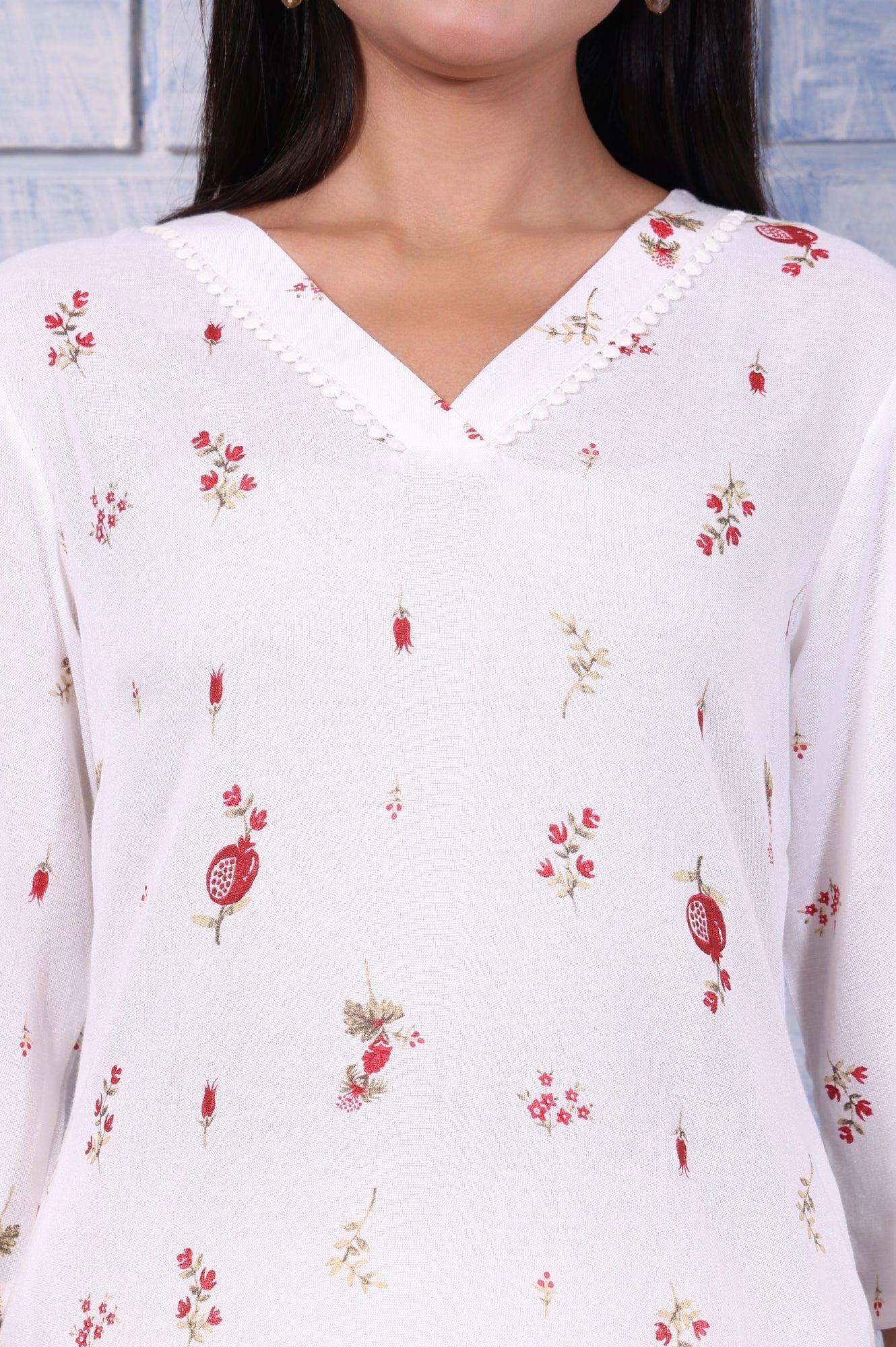 W for Woman White Floral Printed Rayon Flax Straight Kurta with Lace