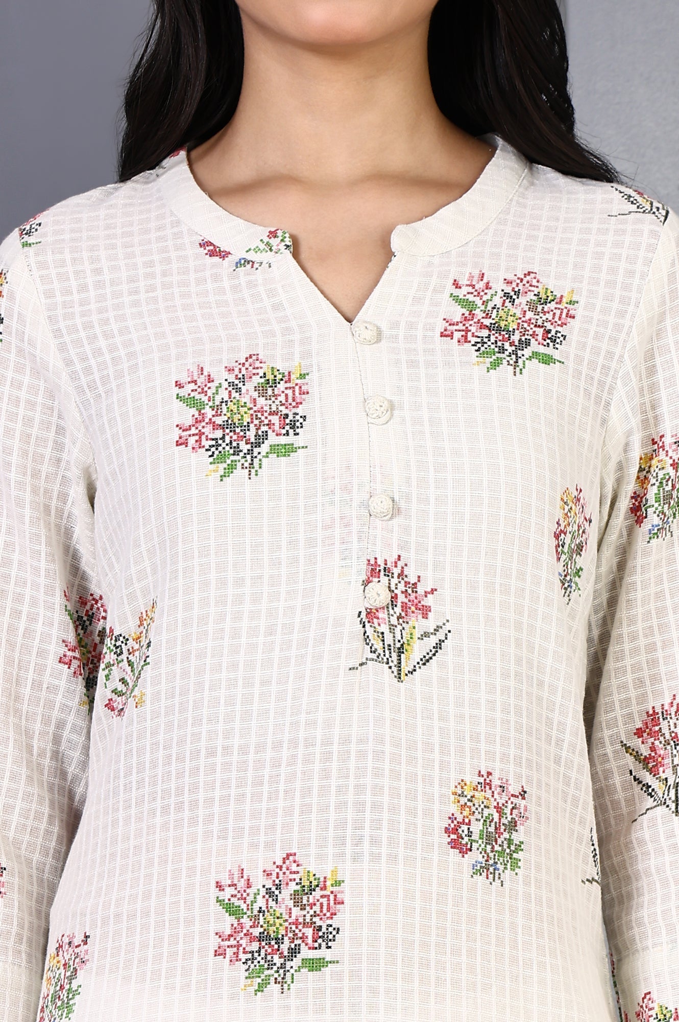 W for Woman White Floral Printed Buttons Pure Cotton Straight Kurta