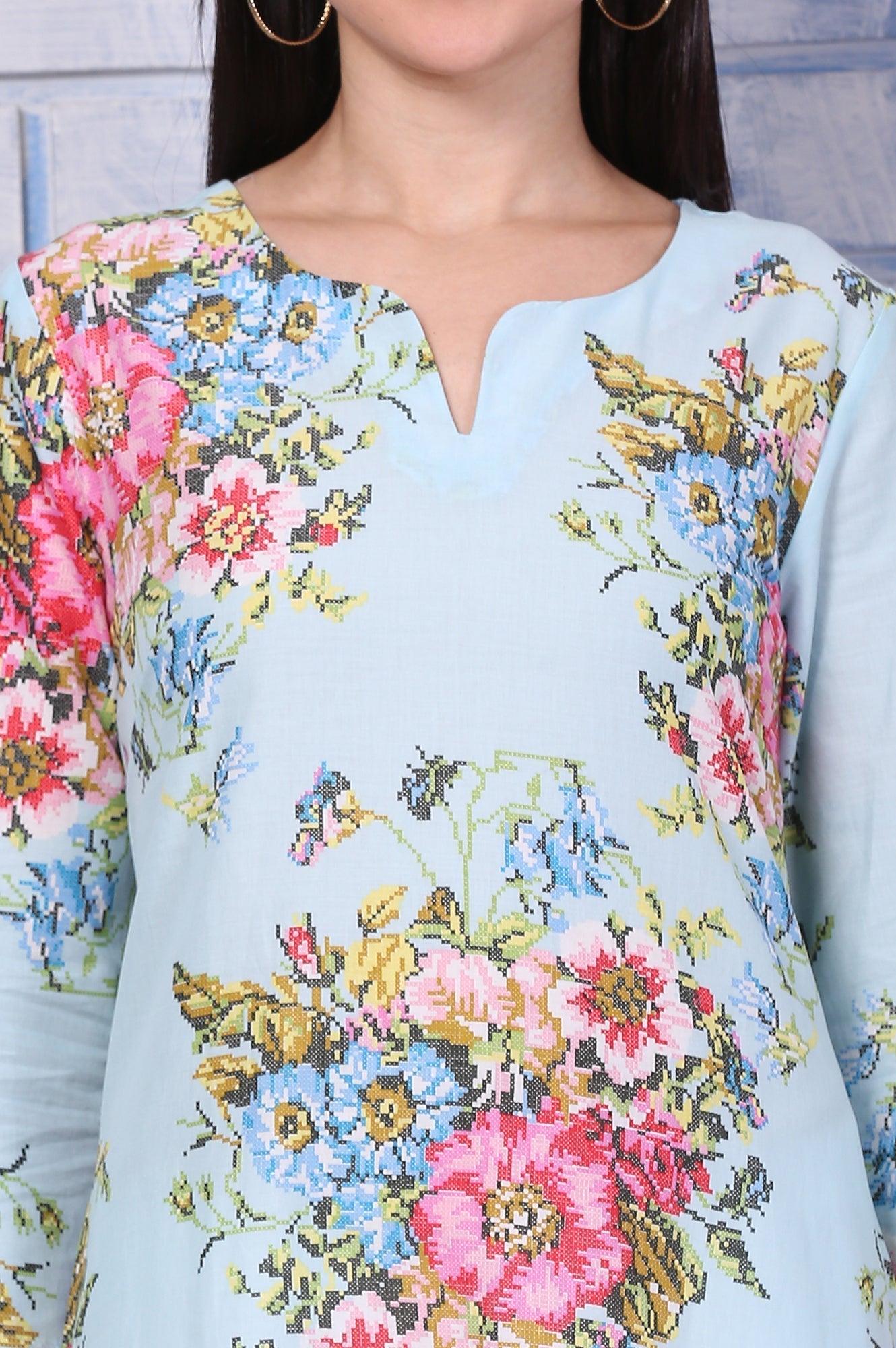 W for Woman Blue Floral Printed Pure Cotton Straight Kurta