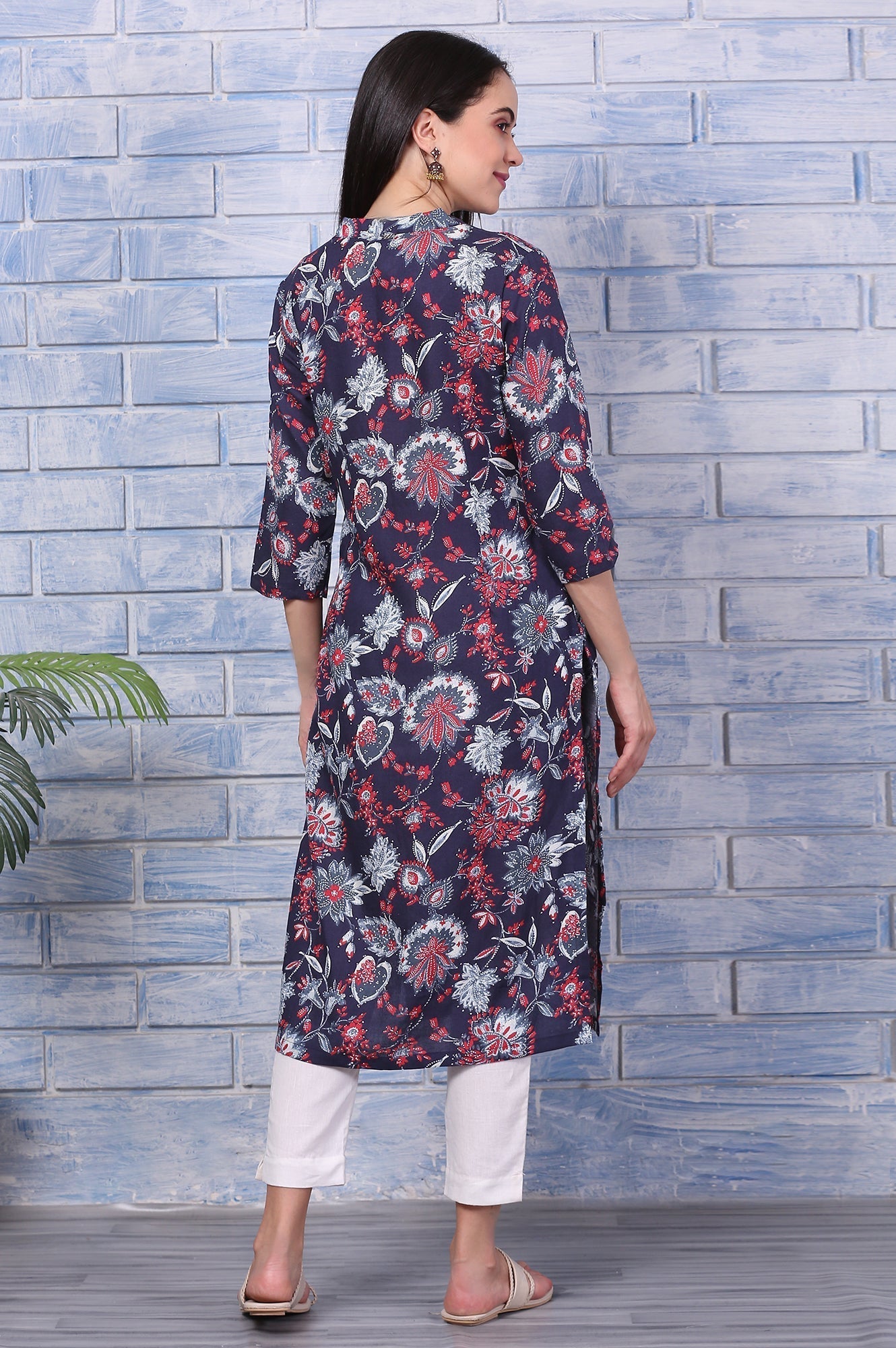 W for Woman Blue Floral Printed Rayon Straight Casual Kurta