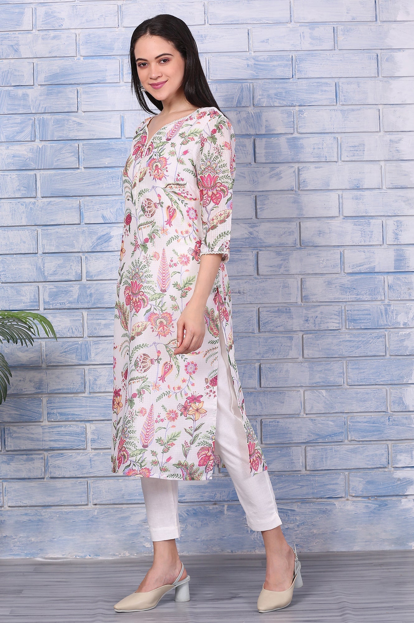 W for Woman Off-White Floral Printed Kota Straight Kurta with Lace