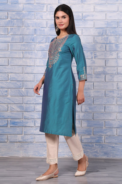 W for Woman Green Metallic Embroidered Straight Kurta