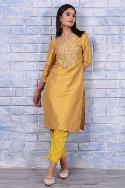W for Woman Yellow Metallic Embroidered Straight Kurta