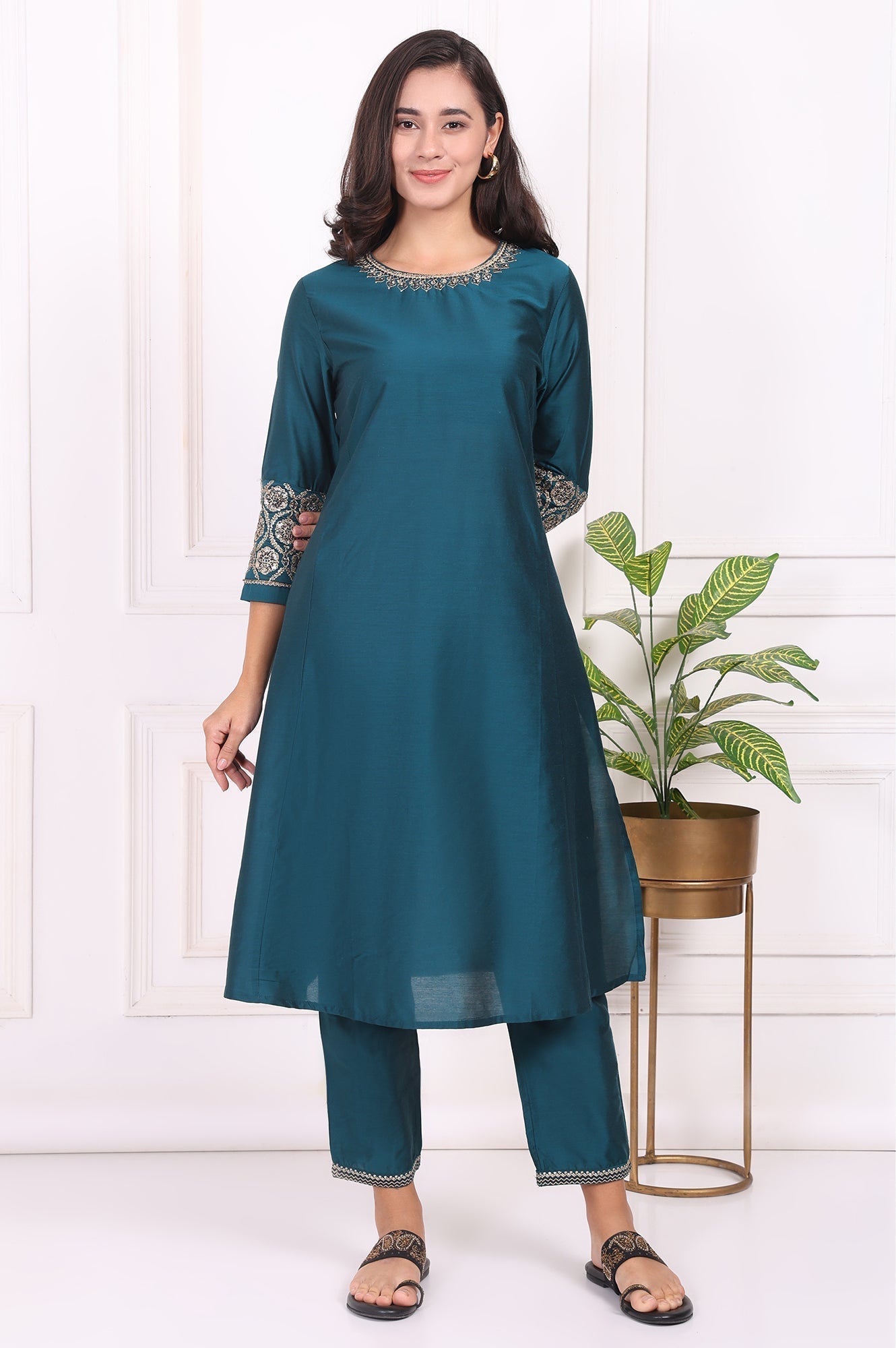 W for Woman Teal Solid Metallic Embroidered Straight Kurta
