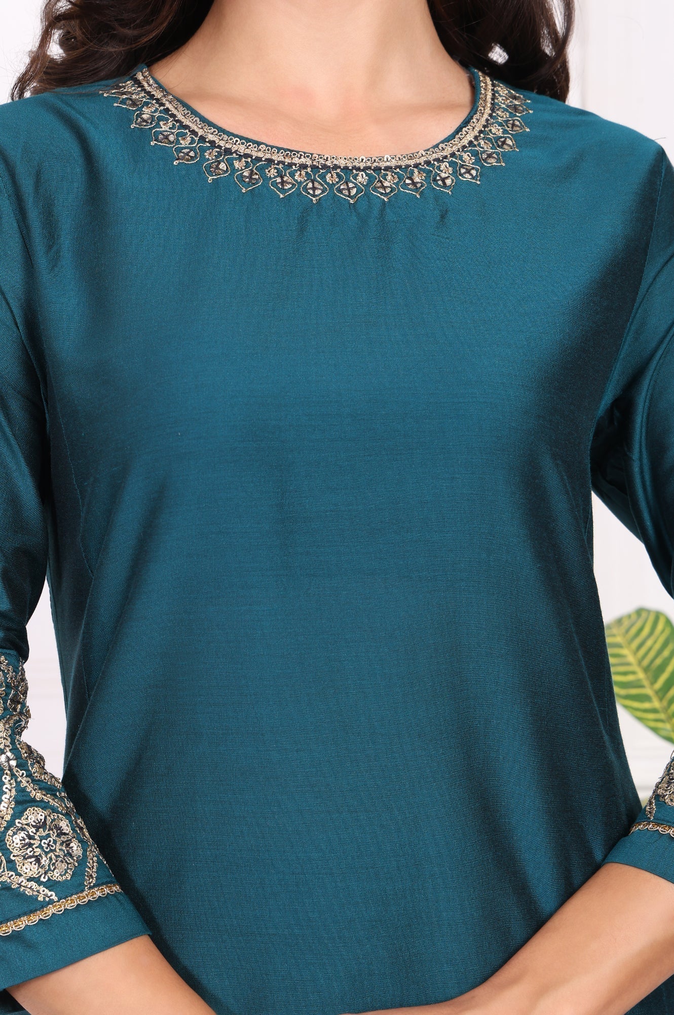 W for Woman Teal Solid Metallic Embroidered Straight Kurta