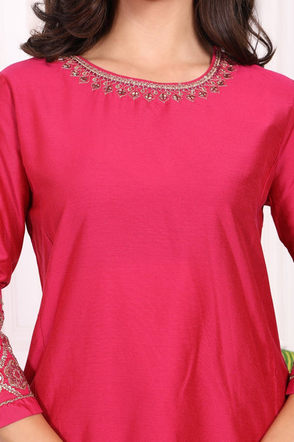 W for Woman Pink Solid Metallic Embroidered Straight Kurta