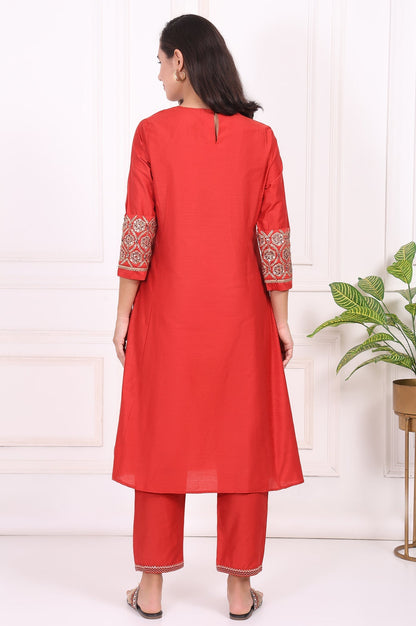 W for Woman Red Solid Metallic Embroidered Straight Kurta
