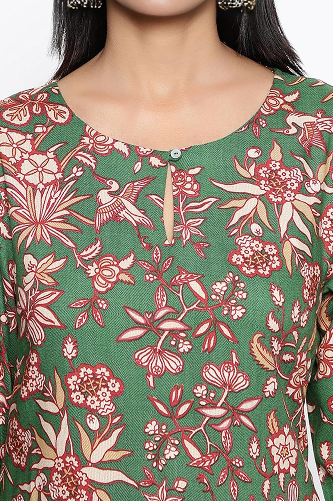 W for Woman Green Botanical Print Thread Work Straight Rayon Kurta