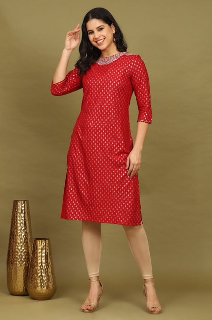 W for Woman Maroon Glitter Printed Rayon Straight Kurta with Embroidered Neck