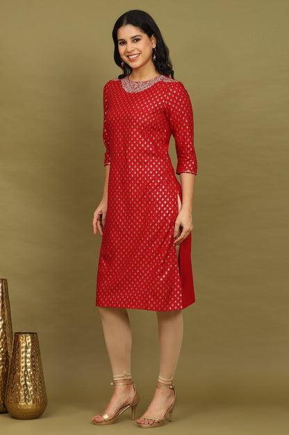 W for Woman Maroon Glitter Printed Rayon Straight Kurta with Embroidered Neck