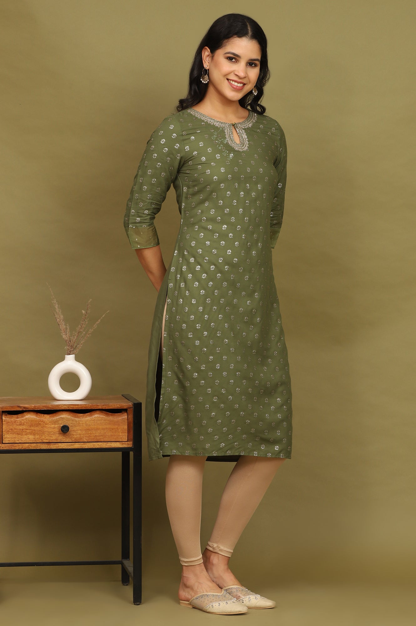 W for Woman Green Glitter Printed Rayon Straight Kurta with Embroidered Neck
