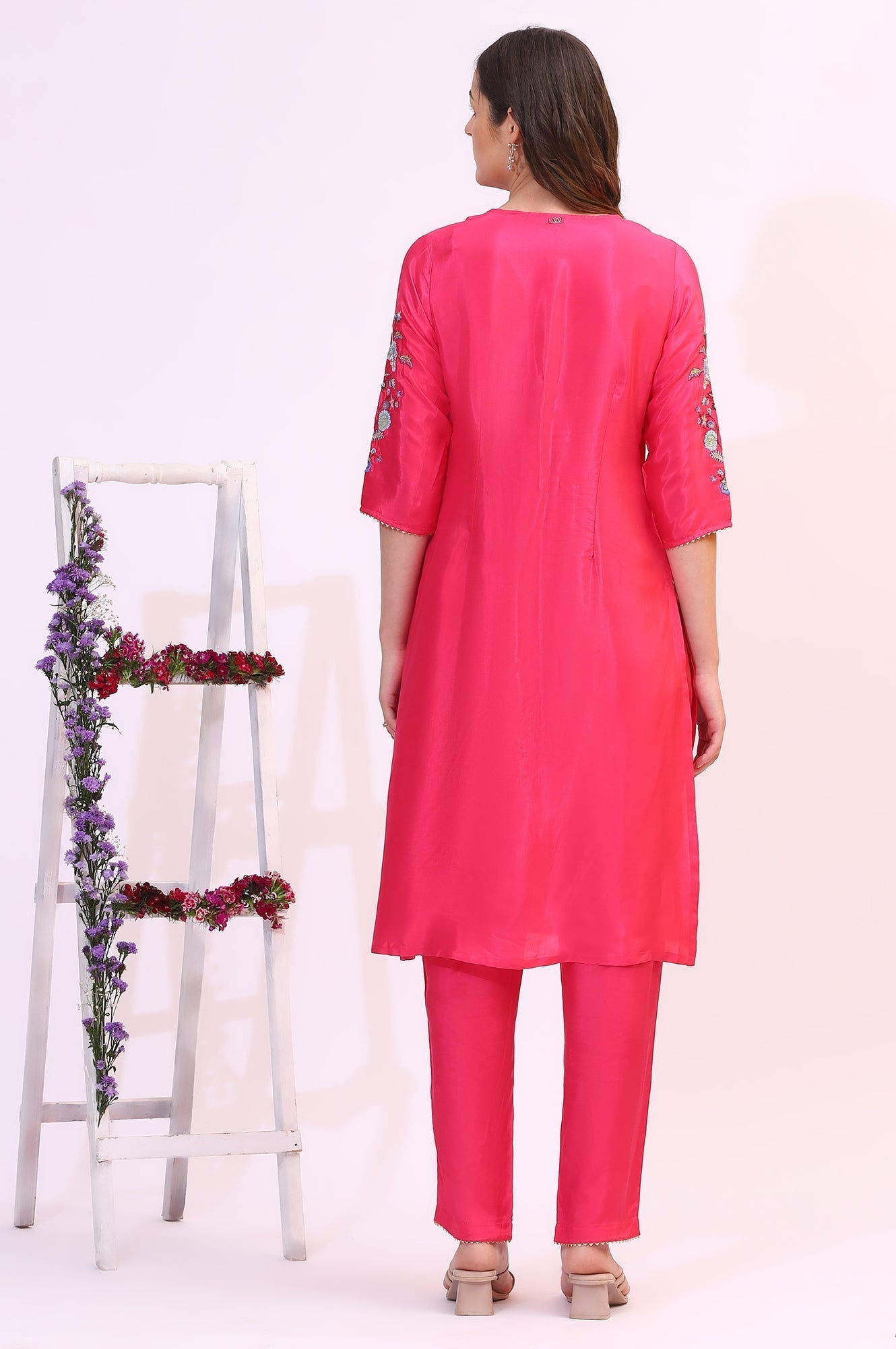 W for Woman Pink Embroidered Shantung Straight Kurta