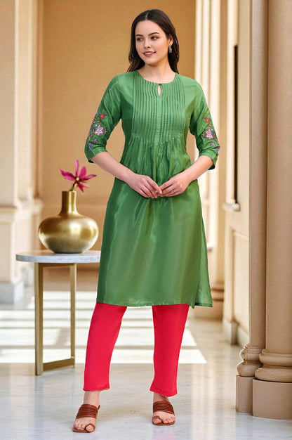 W for Woman Green Embroidered Shantung Straight Kurta