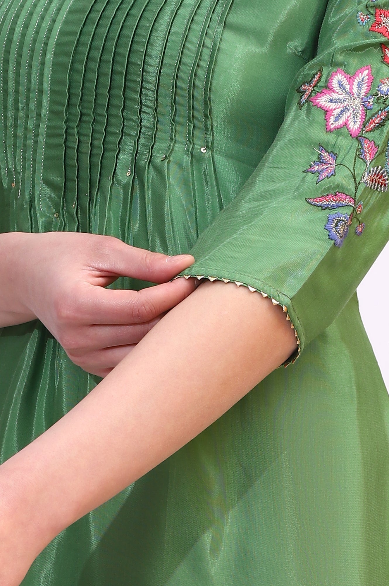 W for Woman Green Embroidered Shantung Straight Kurta