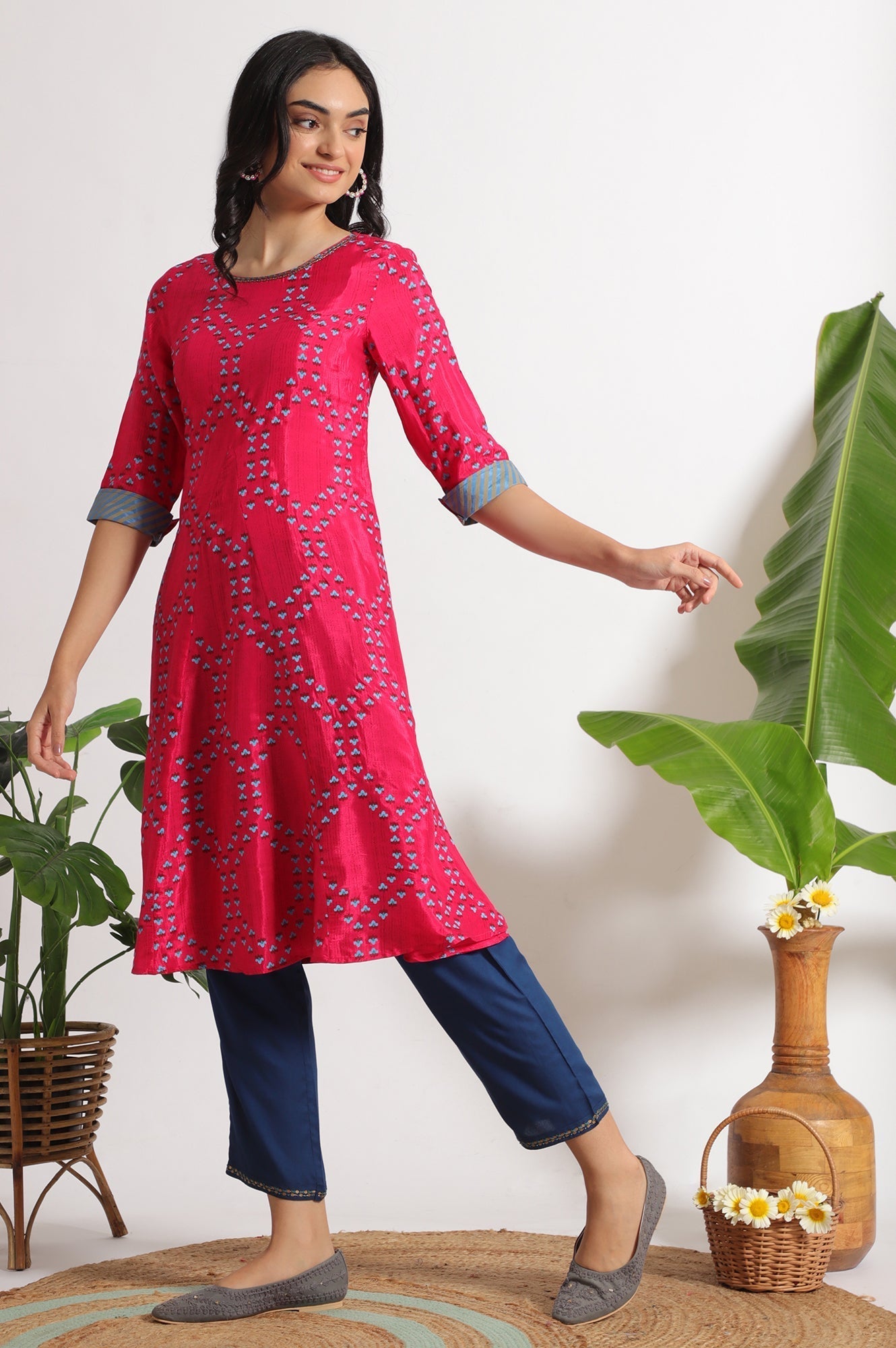 W for Woman Pink Floral Printed Straight Shantung Kurta