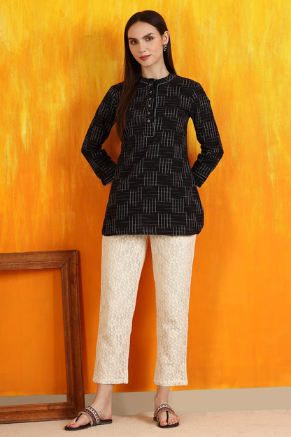 W for Woman Black Ikkat Yarn Dyed Pure Cotton Straight Tunic