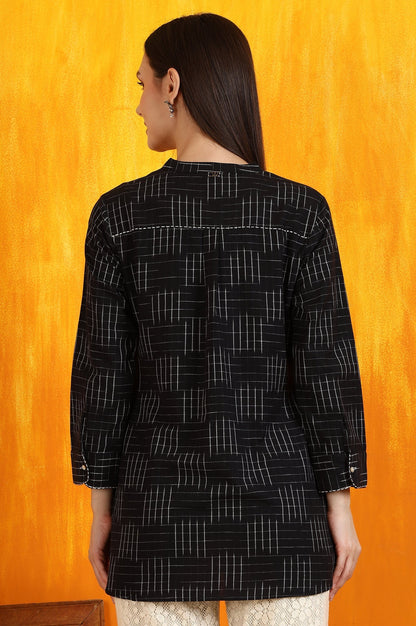 W for Woman Black Ikkat Yarn Dyed Pure Cotton Straight Tunic