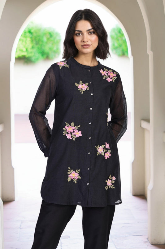 W for Woman Black Embroidered Floral Thread Work Straight Kota Tunic