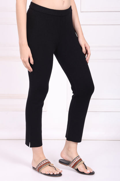 W for Woman Black Solid Straight Pant