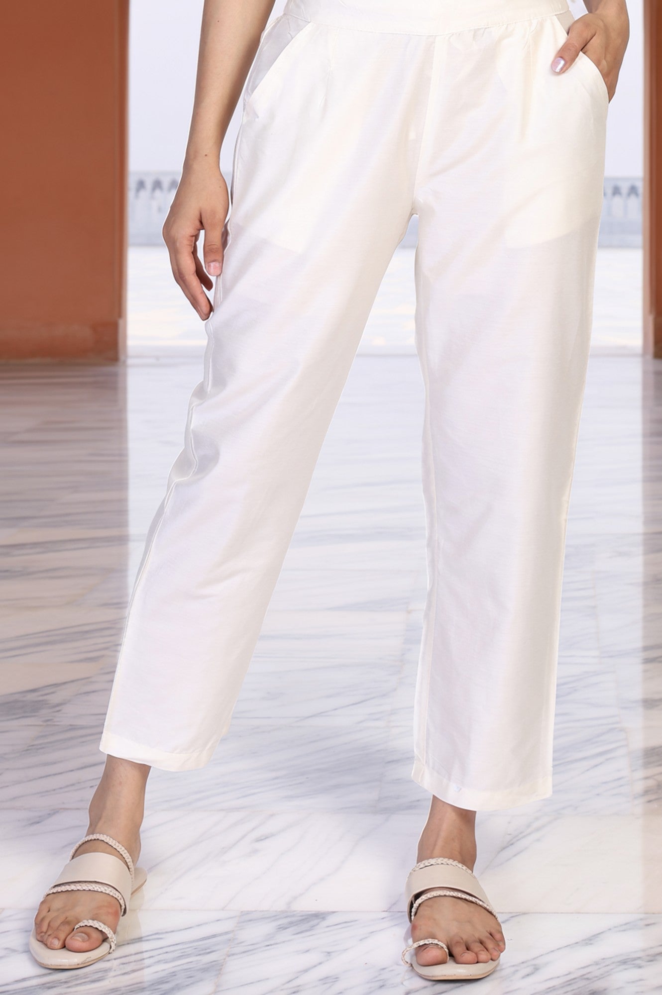 W for Woman Cream Solid Straight Rayon Pant