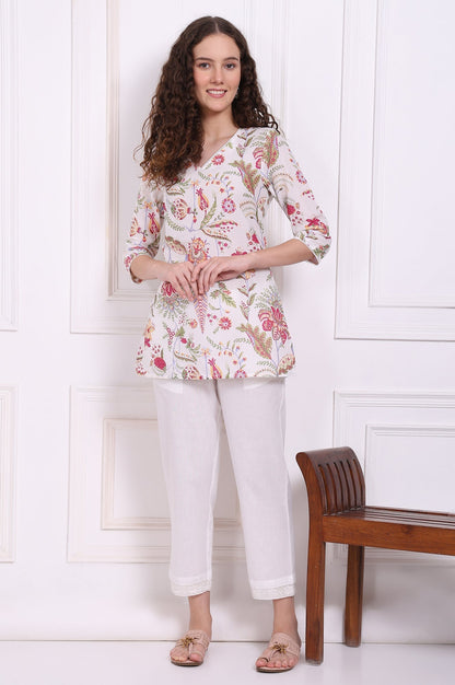 W for Woman White Solid Cotton Flax Straight Pants in Mid-rise