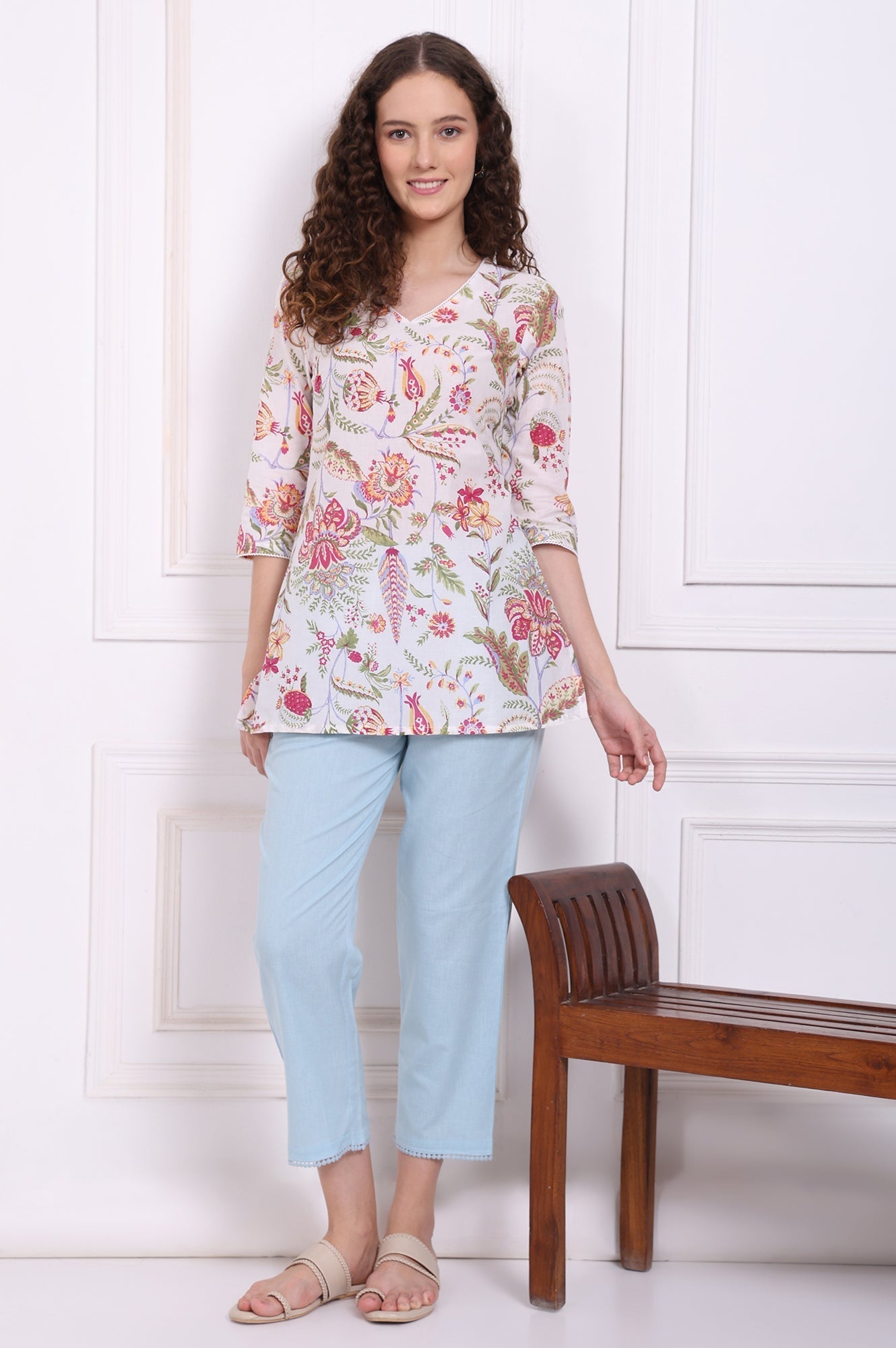 W for Woman Blue Solid Cotton Flax Straight Pants with Lace
