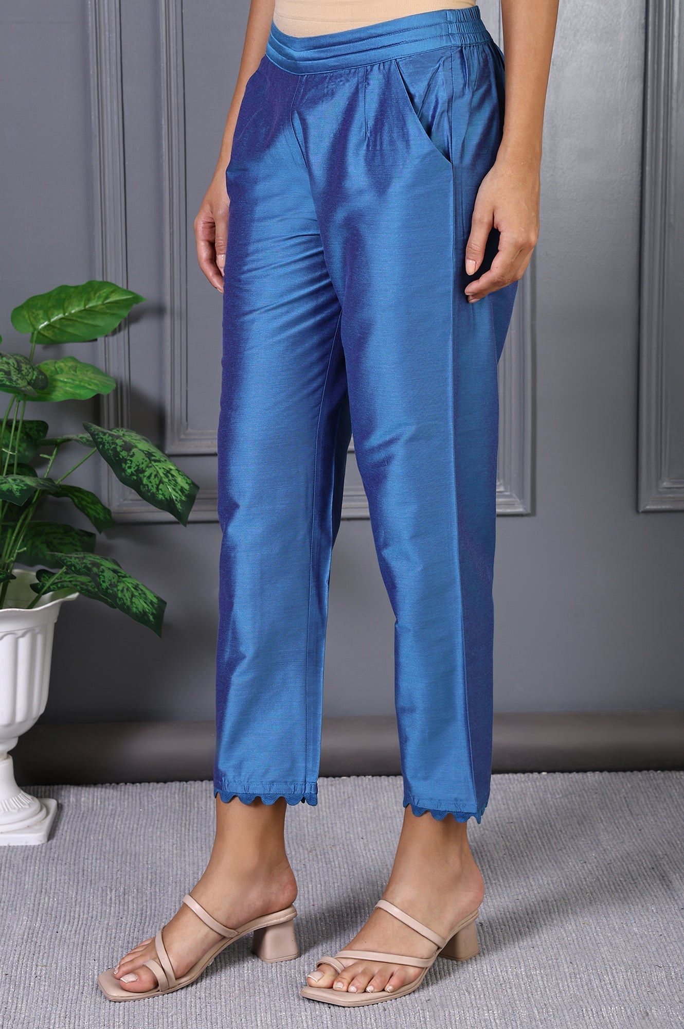 W for Woman Blue Solid Lace Mid-Rise Straight Pant