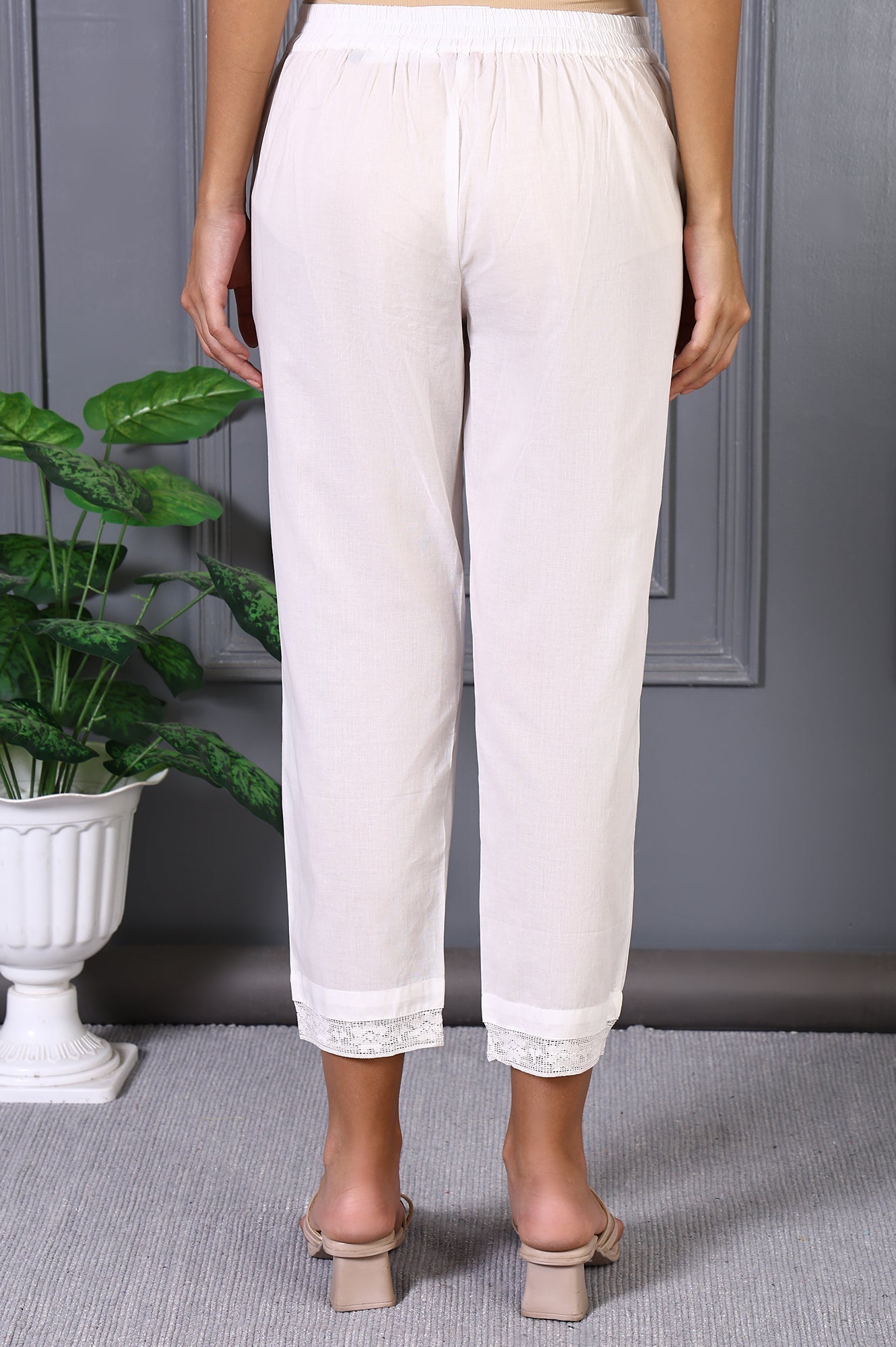 W for Woman White Solid Pure Cotton Slim Pants with Lace