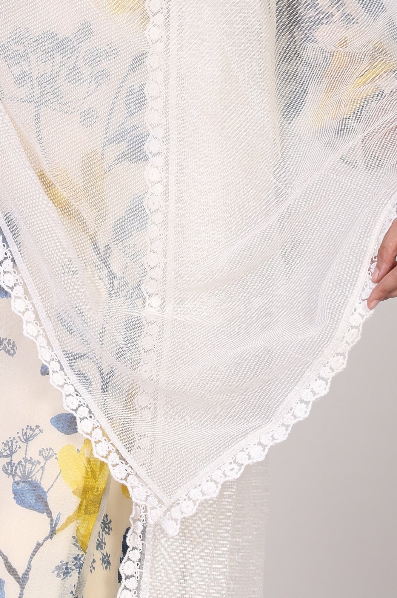 W for Woman White Striped Lace Detail Straight Woven Dupatta