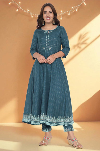 W for Woman Teal Printed Rayon Kurta and Straight Pant Set
