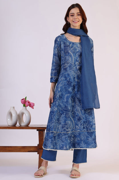 W for Woman Floral Printed Thread Work Flared Pure Cotton Kurta & Flared Pants with Dupatta Set