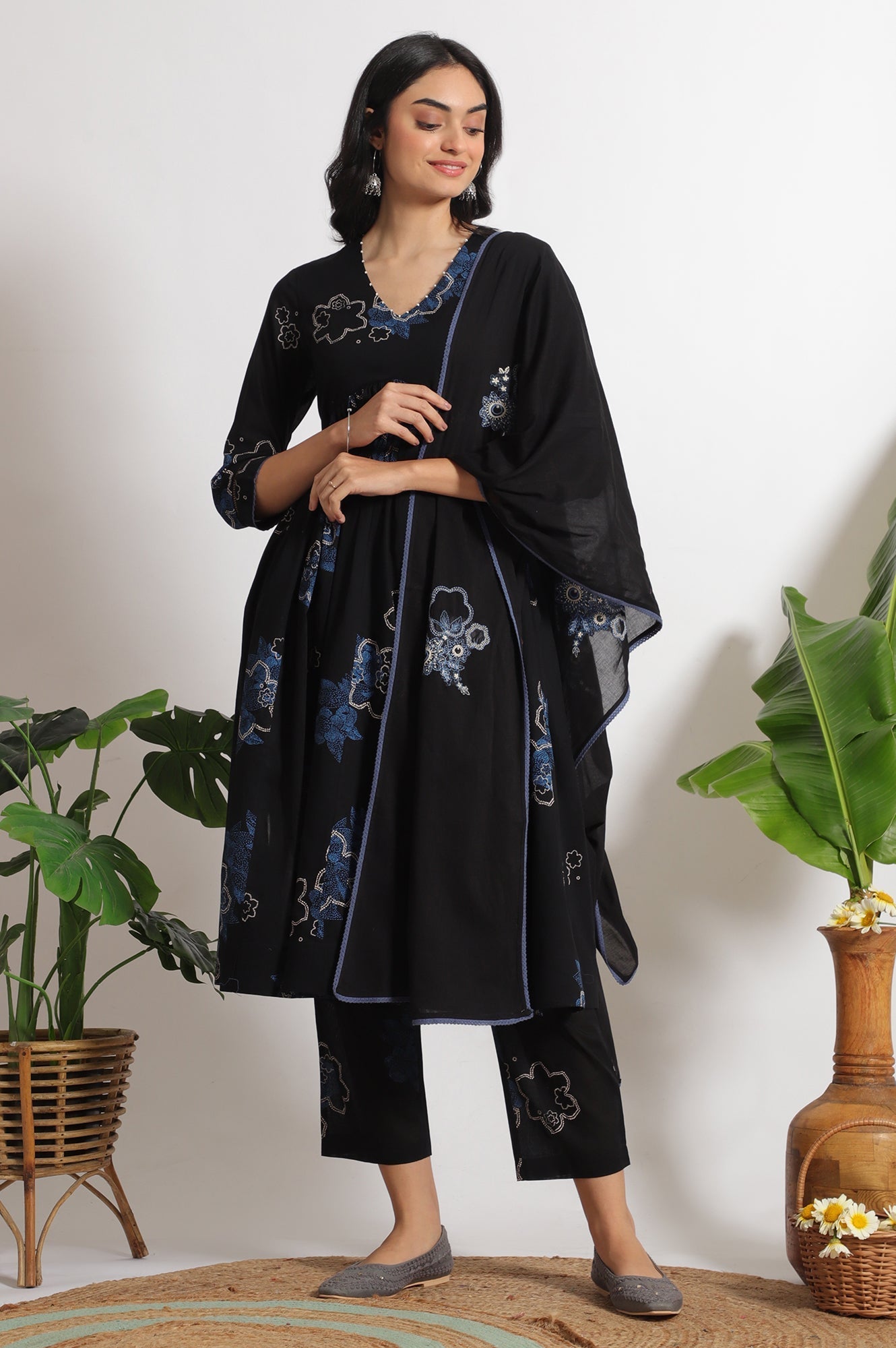 W for Woman Black Floral Printed Pure Cotton Kurta, Pants and Embroidered Dupatta Set
