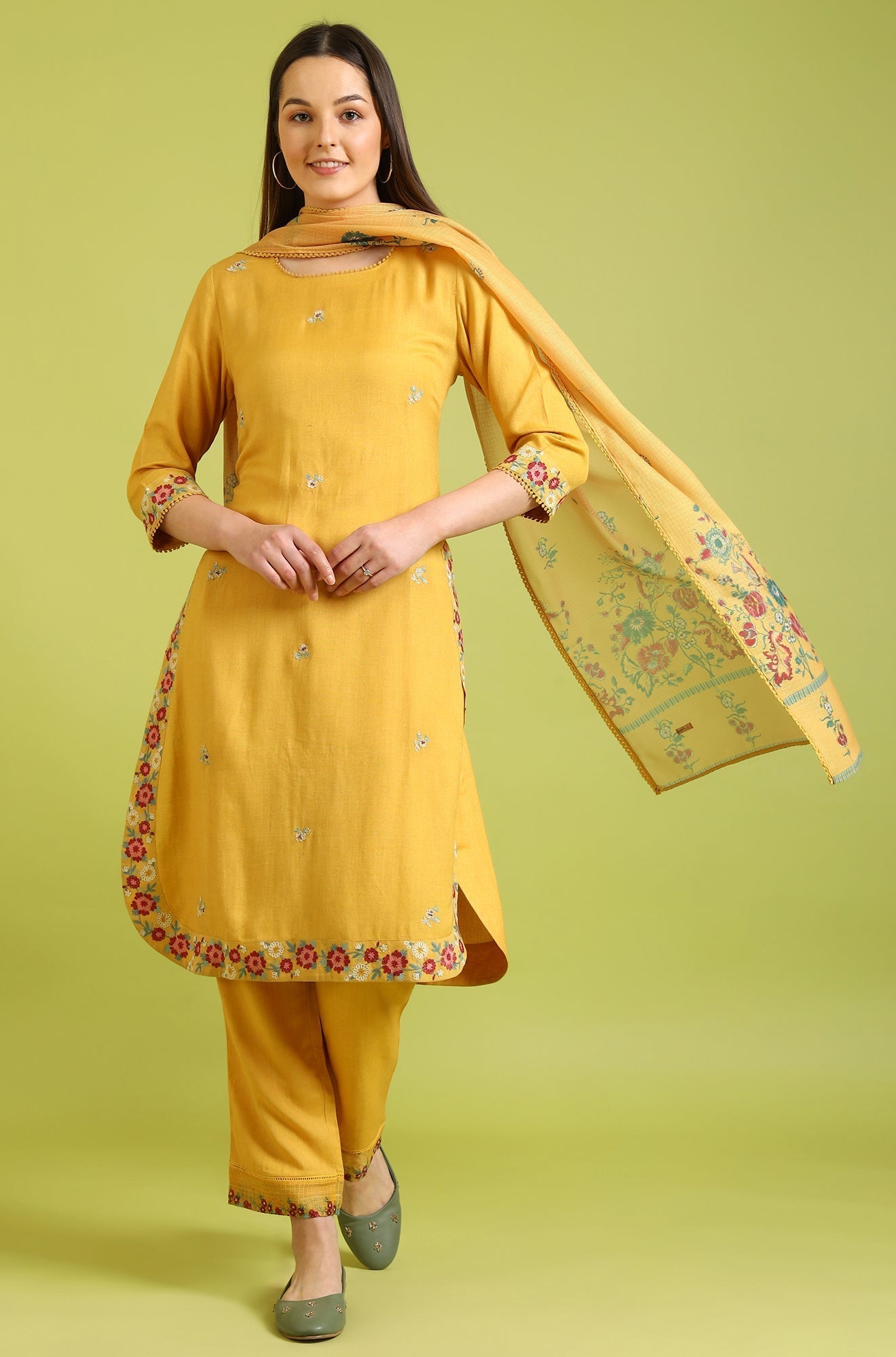 W for Woman Solid A-line Rayon Kurta & Straight Pant with Dupatta Set
