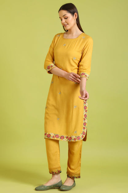 W for Woman Solid A-line Rayon Kurta & Straight Pant with Dupatta Set