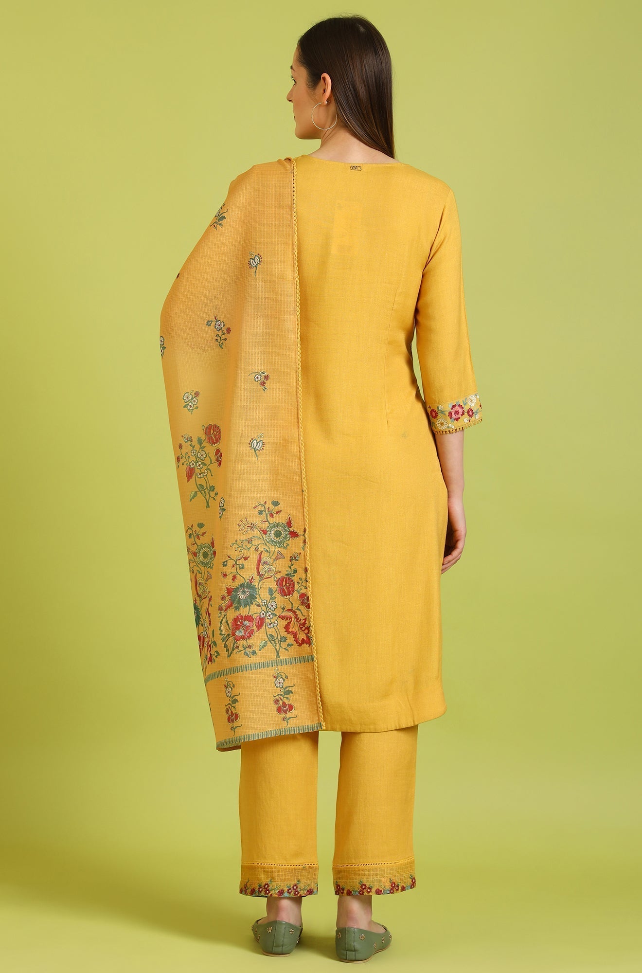 W for Woman Solid A-line Rayon Kurta & Straight Pant with Dupatta Set