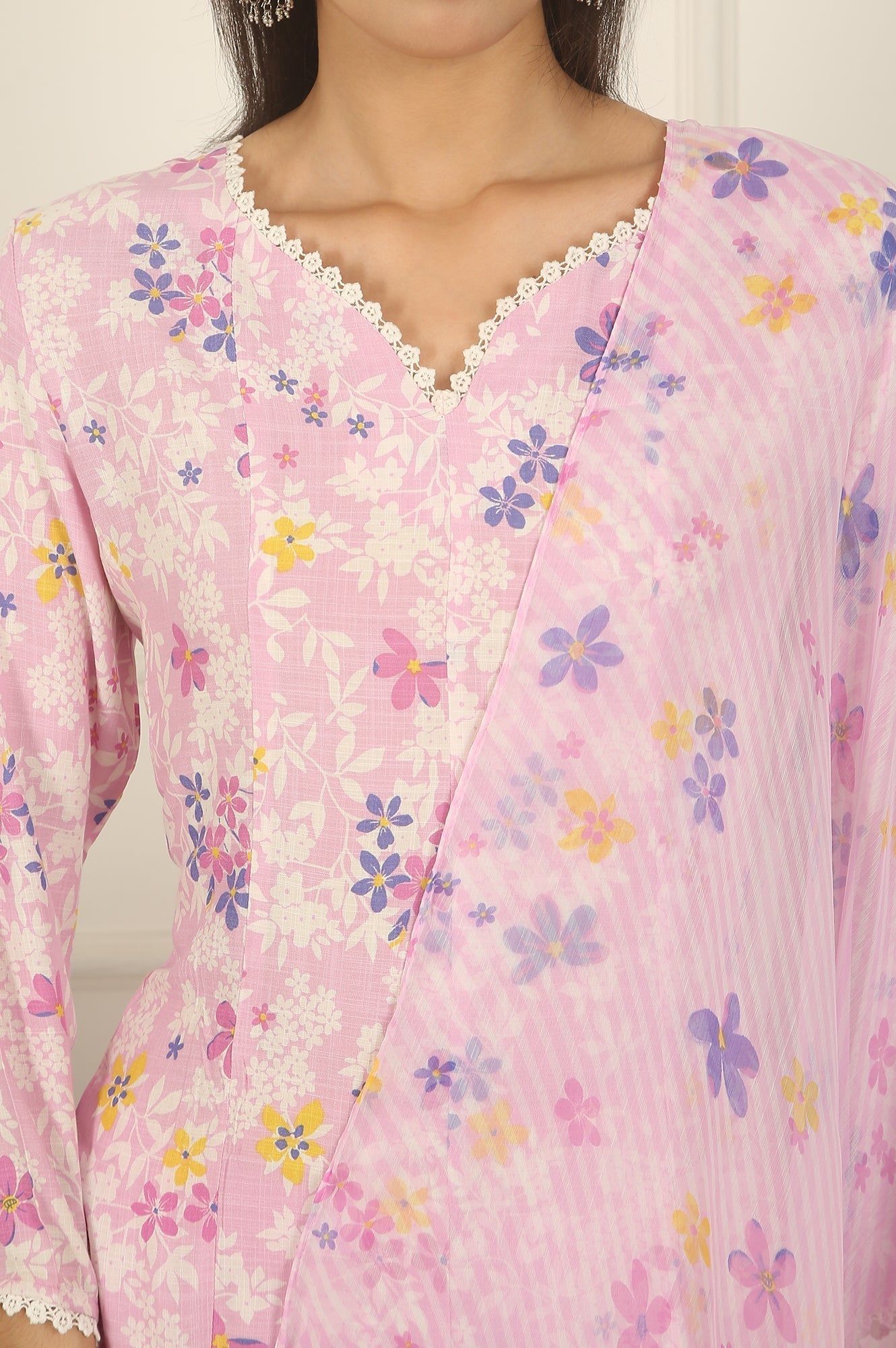 W for Woman Pink Floral Printed Flared Rayon Kurta, Pants and Dupatta Set