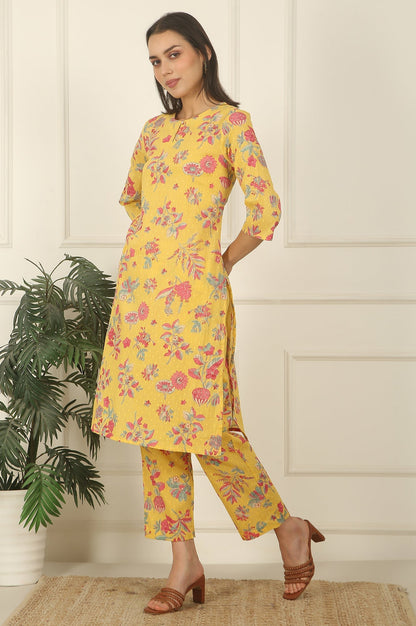 W for Woman Yellow Floral Printed Swiss Dot Cotton Straight Kurta and Pants Co-ord Set
