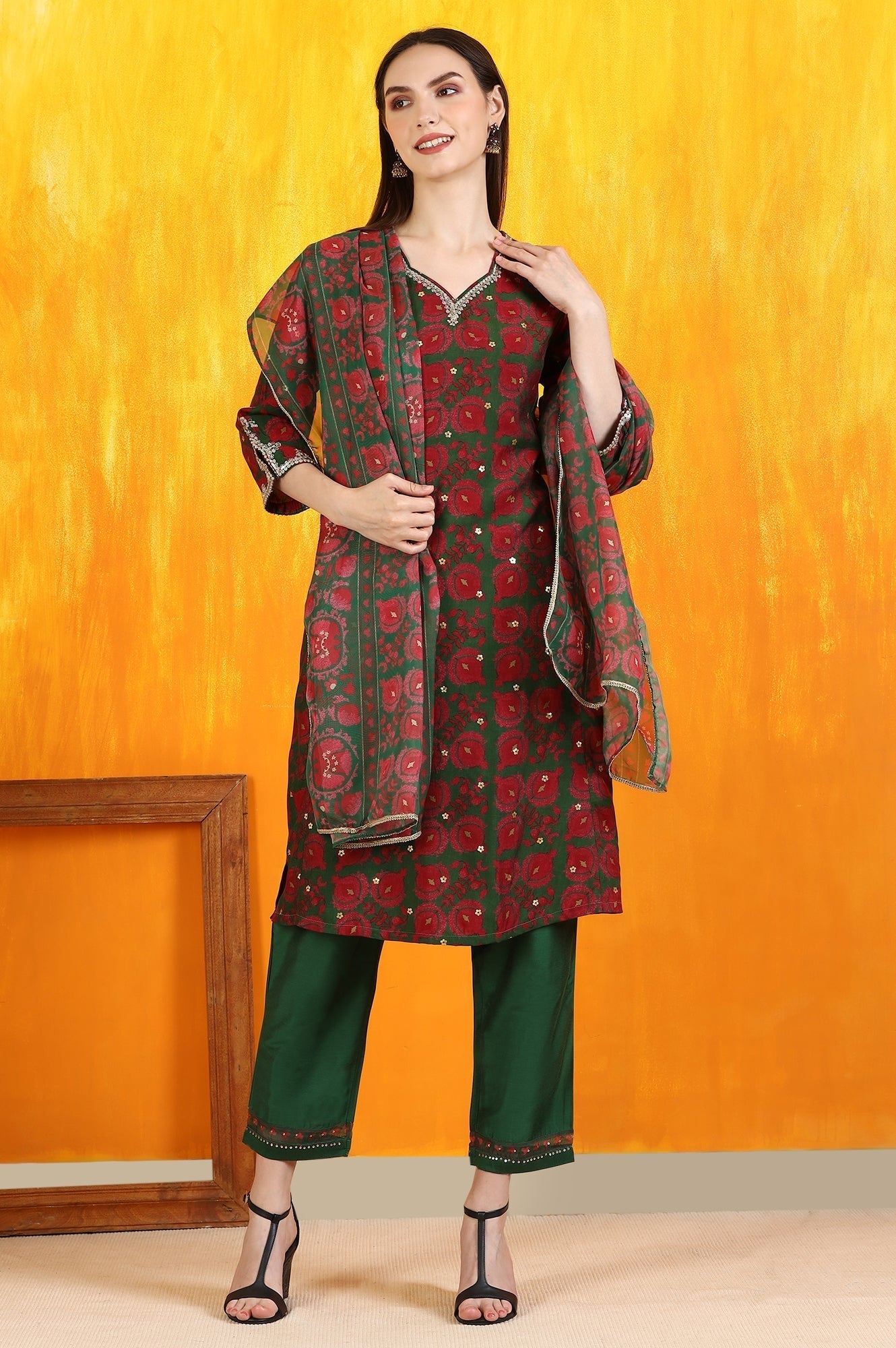 W for Woman Green Printed Zari Embroidered Straight Kurta with Pants and Organza Dupatta