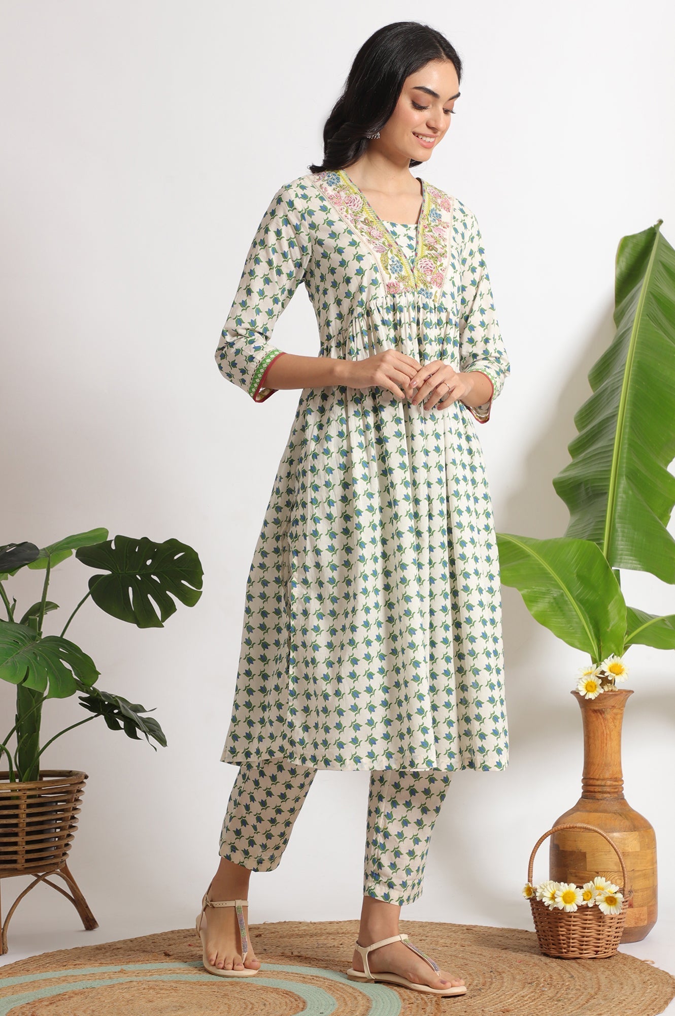 W for Woman White Lotus Printed Pure Cotton Kurta and Pants Co-ord Set