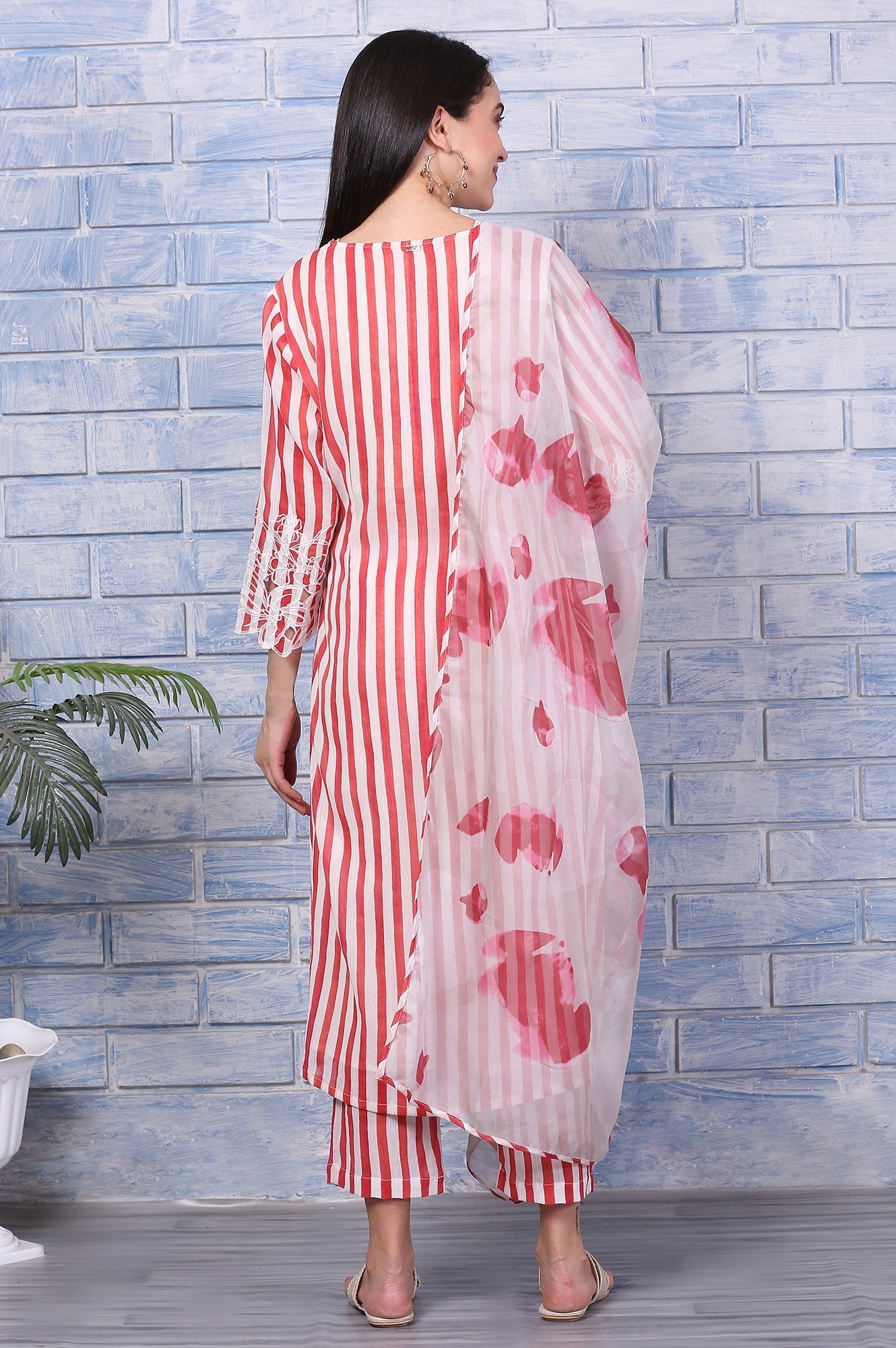 W for Woman White and Red Stripe Straight Cotton Crepe Kurta and Pants Co-ord Set with Dupatta