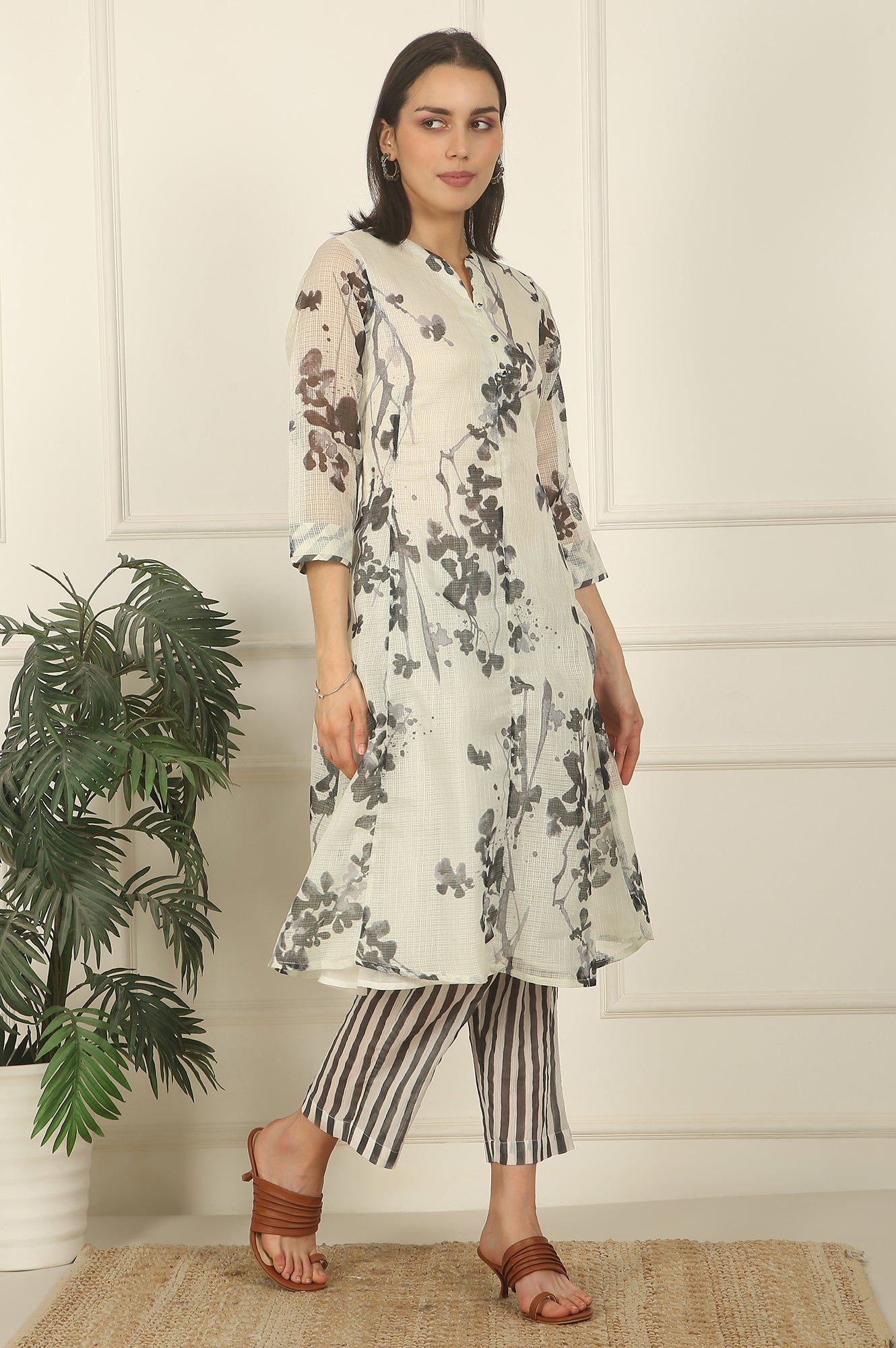 W for Woman White and Black Floral Printed Kota Flared Kurta and Pants Set