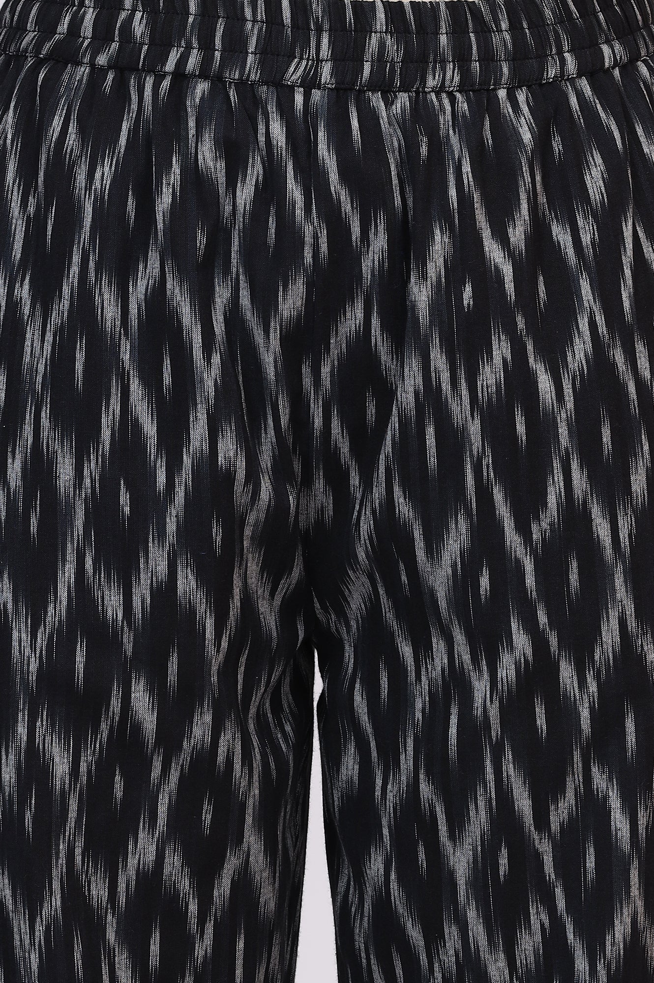 W for Woman Black Ikkat Pure Cotton Straight Kurta and Pants Co-ord Set