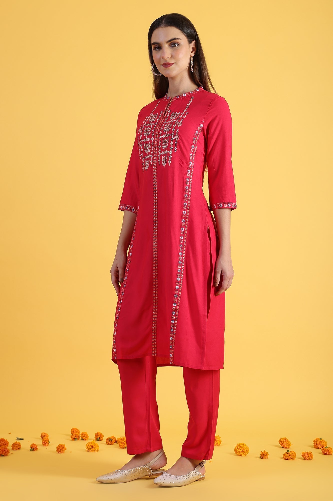 W for Woman Pink Glitter Printed Embroidered Straight Kurta and Straight Pants Set