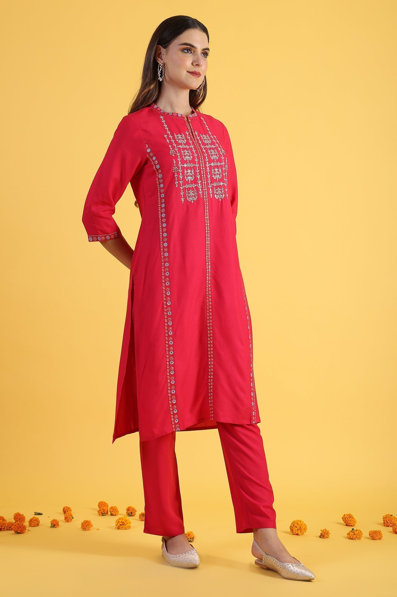 W for Woman Pink Glitter Printed Embroidered Straight Kurta and Straight Pants Set