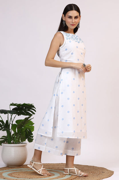 W for Woman White Checker Embroidered Straight Kurta and Flared Pants Co-ord Set