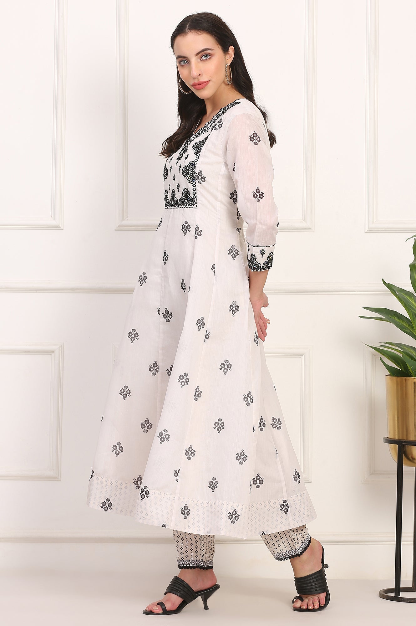 W for Woman White Floral Printed Embellished Chanderi Flared Kurta, Pant and Dupatta Set