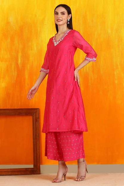 W for Woman Pink Embroidered Chanderi Panelled Kurta, Cropped Pants and Dupatta Set