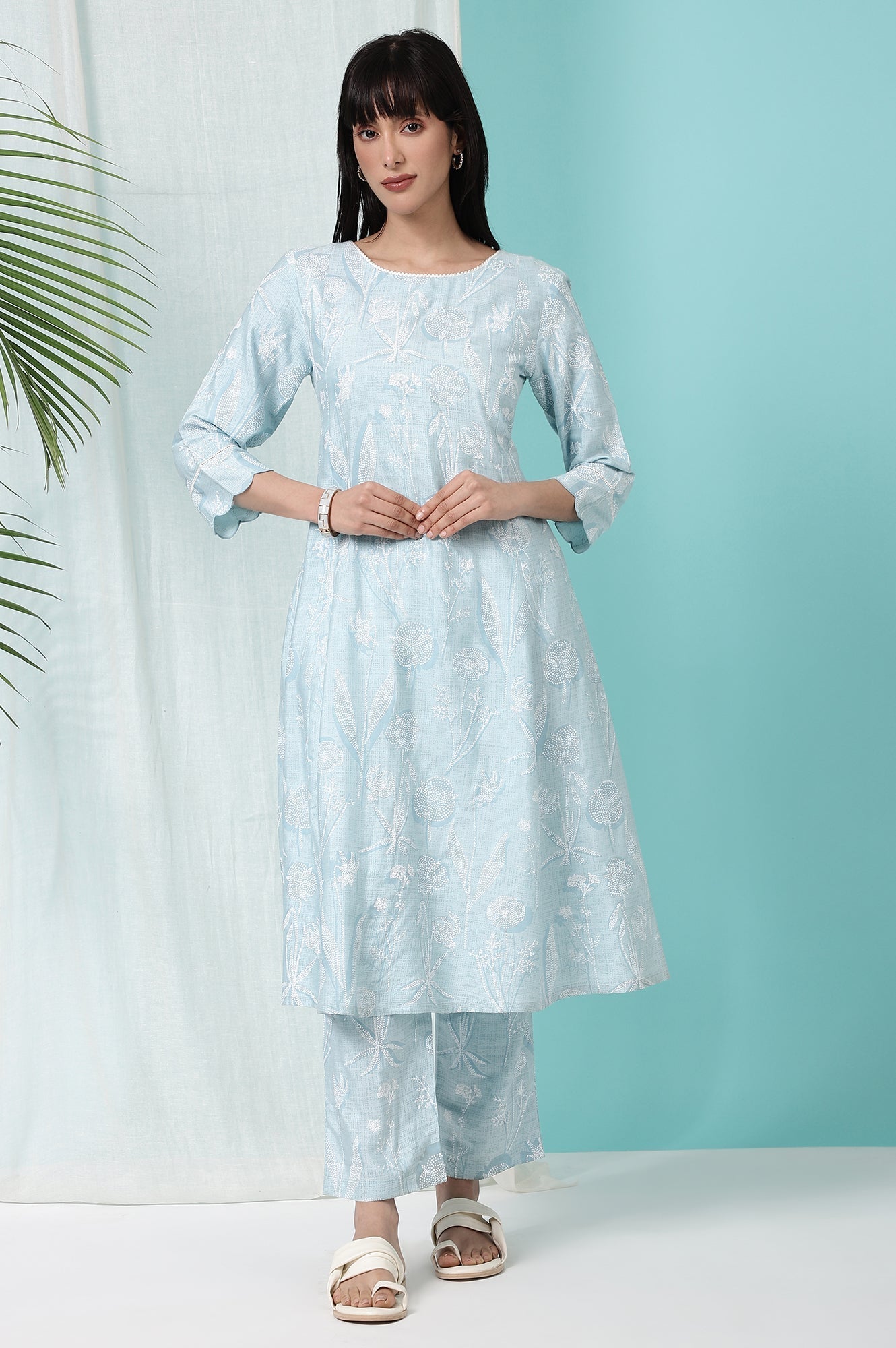 W for Woman Sky Blue Floral Printed A-line Kurta and Pants Co-ord Set